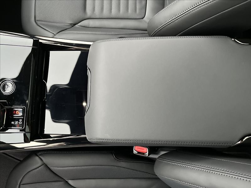 Land Rover Range Rover Sport (2026) 4,4 SV BLACK EDITION P635 - fotka 45 z 55