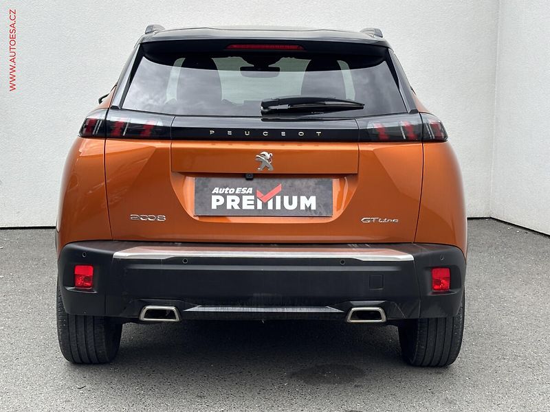 Peugeot 2008 (2020) 1.2 PT, GT Line, LED, navi - fotka 5 z 20