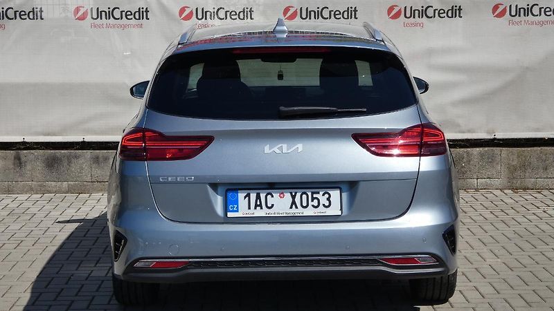 Kia Ceed 1.5 T-GDI 118kW TOP SW DCT - fotka 4 z 22