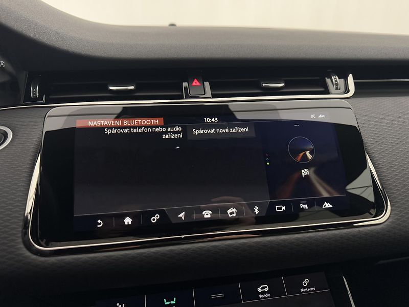Land Rover Range Rover Evoque 2.0d*4x4*R-Dynamic*132kw* - fotka 26 z 30