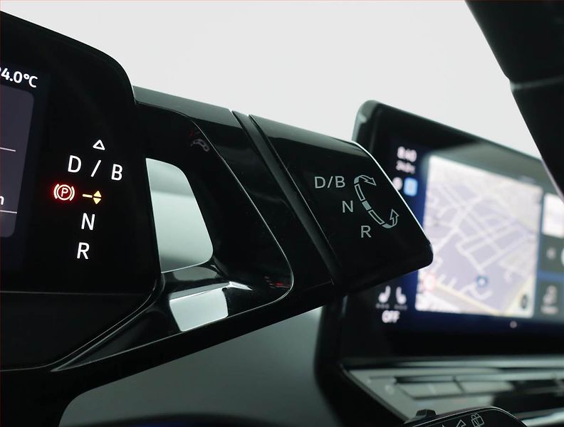 Volkswagen ID.3 (2021) Pro Perf. (62 kWh), SoH 92% - fotka 13 z 19