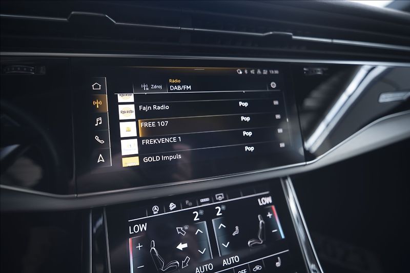 Audi Q7 3,0 TDI QUATTRO S-LINE 1. MAJ - fotka 43 z 51