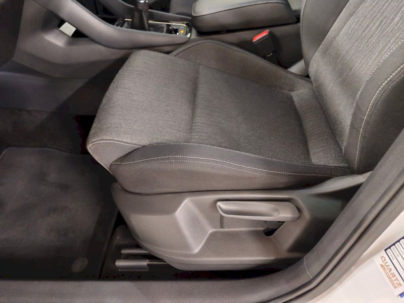 Škoda Karoq (2020) 1.5 TSI 110kW Style - fotka 21 z 29