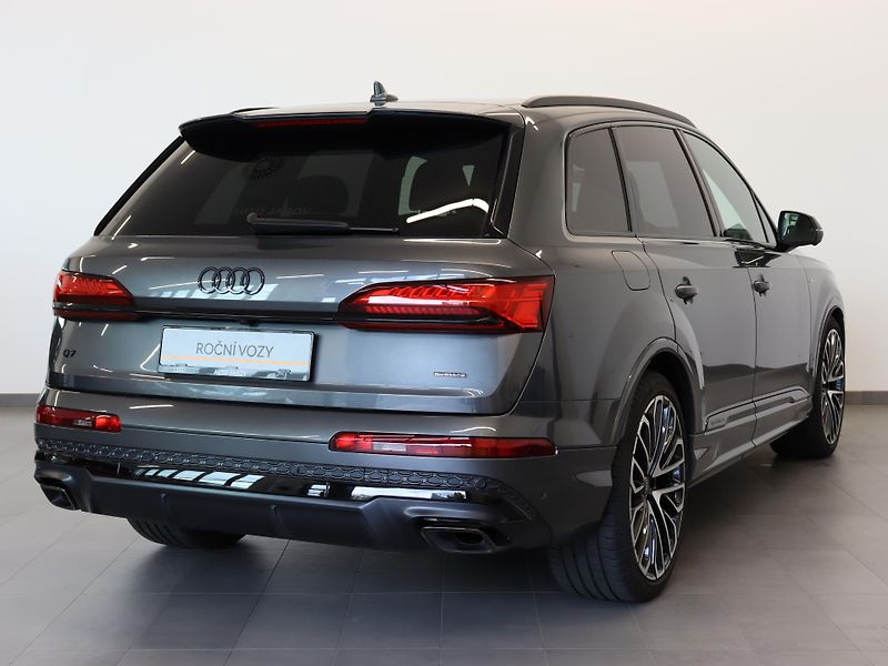 Audi Q7 Sline TDI quattro tiptronic - fotka 5 z 31