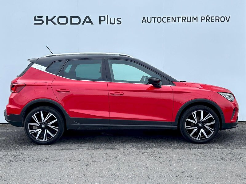 Seat Arona (2023) 1.0TSI 81kW FR ACC - fotka 29 z 35