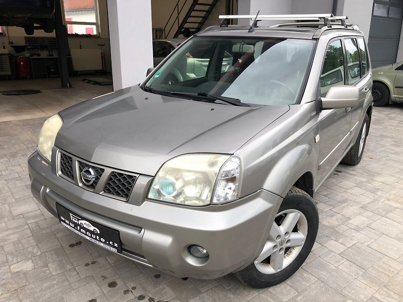 Nissan X-Trail (2005) 2.2 DCi 4x4 - fotka 2 z 24