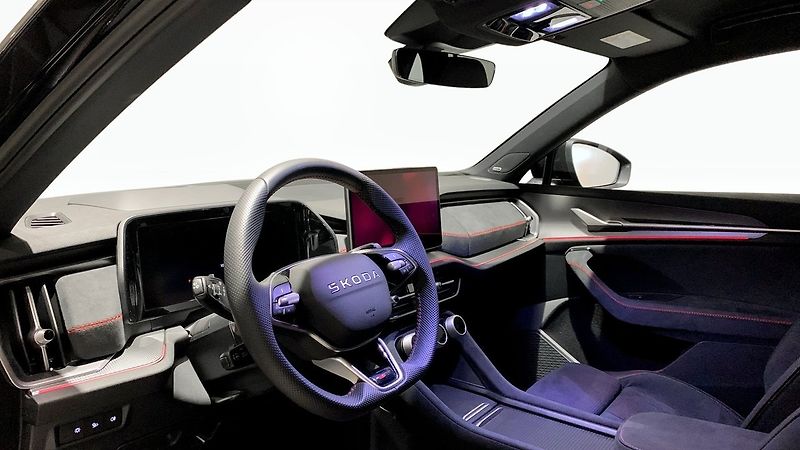 Škoda Kodiaq RS 7 míst 360 HuD Canton Taž - fotka 9 z 18