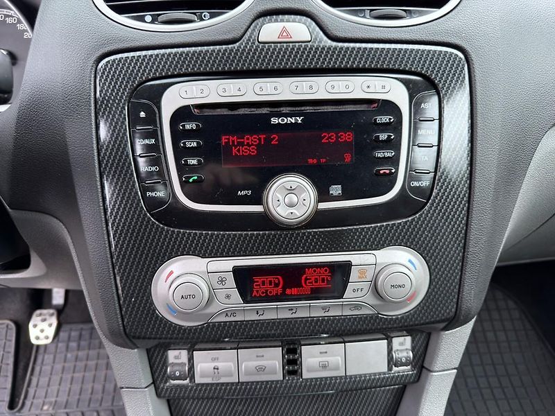 Ford Focus ST 2.5i 166 kW - fotka 14 z 20