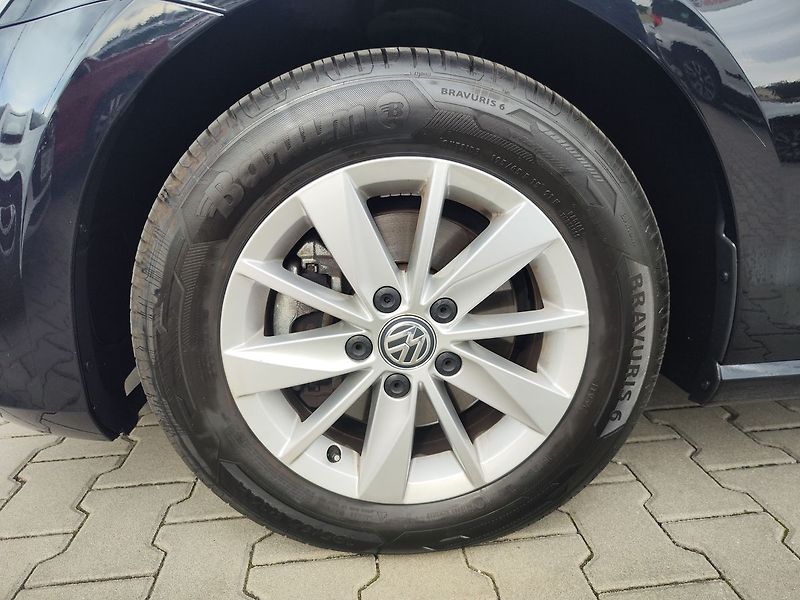 Volkswagen Golf 1.2 TSI/81kW Comfortline - fotka 31 z 40