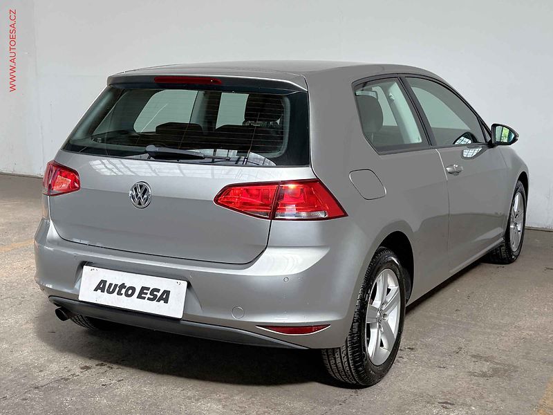 Volkswagen Golf (2013) 1.2 TSi, 2.maj, DSG, autoAC - fotka 4 z 15