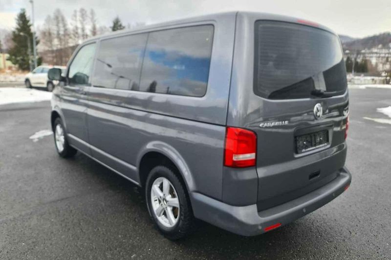 Volkswagen Transporter T6 2.0 TDI.