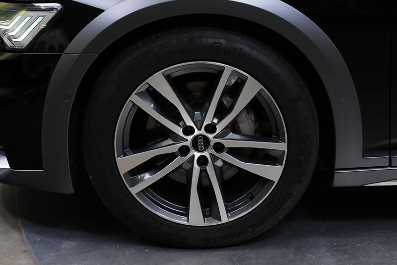 Audi A6 Allroad - fotka 10 z 28