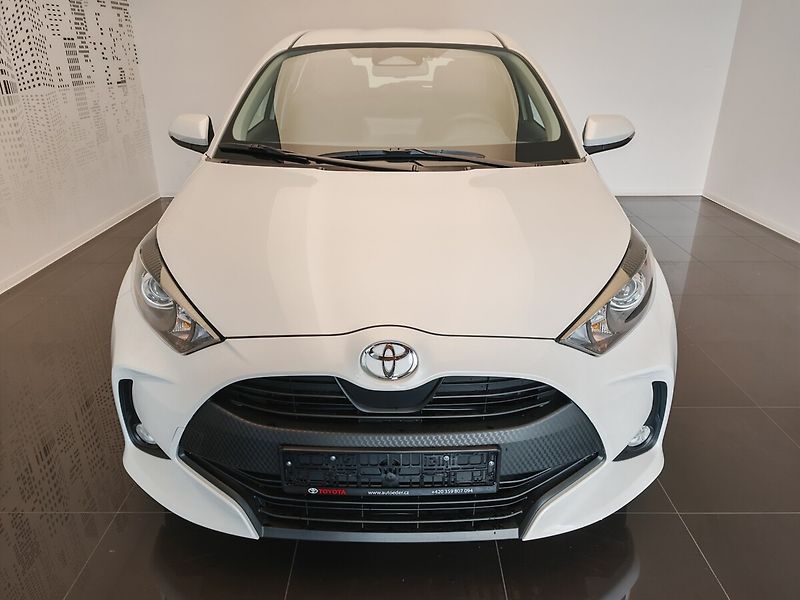 Toyota Yaris 1.5 Hybrid Comfort - fotka 2 z 28