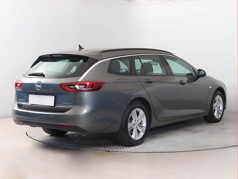 Opel Insignia (2019) 2.0 CDTI, Automat, Serv.kniha - fotka 5 z 17