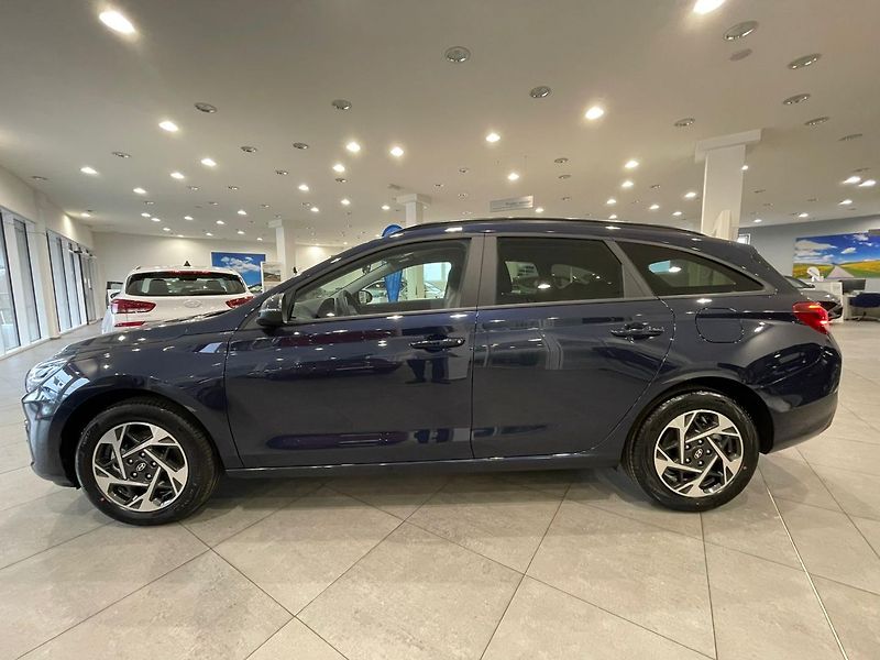 Hyundai i30 (2026) 1,0 T-GDI GO Czech! - fotka 6 z 16