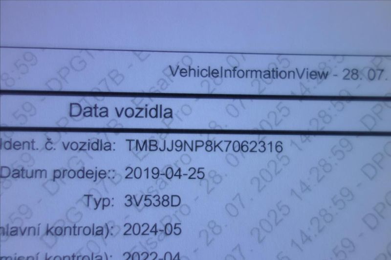 Škoda Superb 2,0 TDi,SERV.KN.,SPORTLINE,DSG - fotka 48 z 49