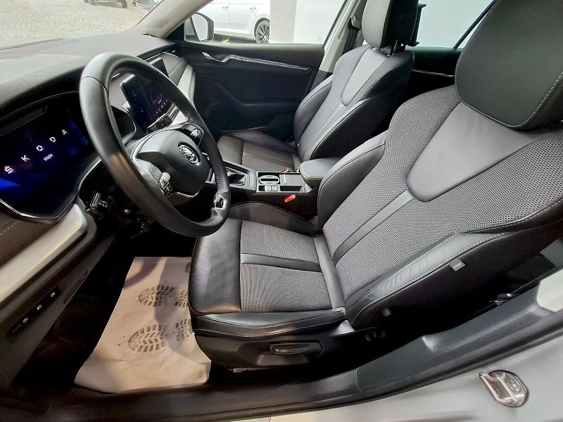 Škoda Octavia (2024) STYLE PLUS TD 85/2.0 M6F - fotka 16 z 39