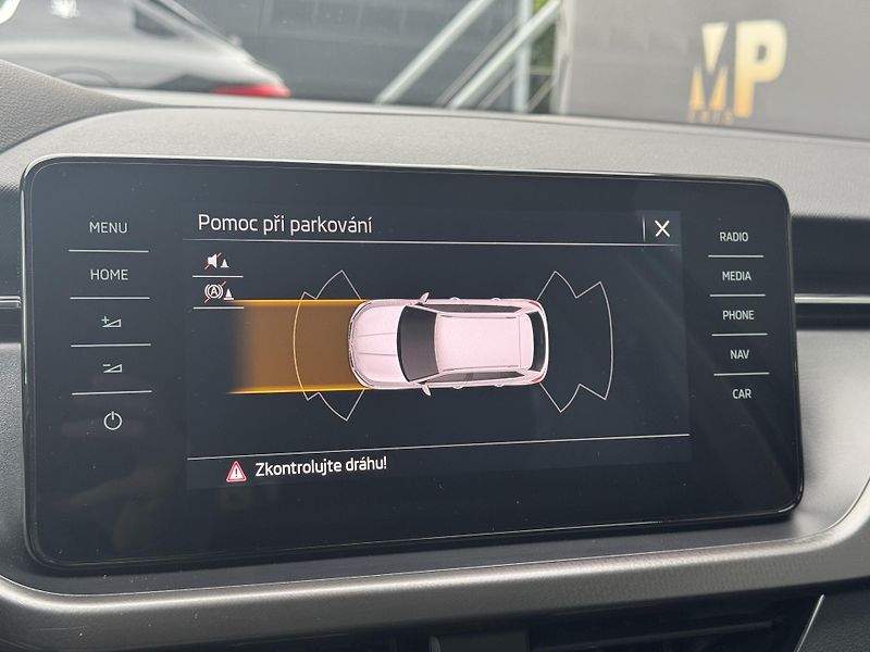 Škoda Kamiq (2021) 1.0TSi MAN Style, Virtual, DPH - fotka 33 z 41