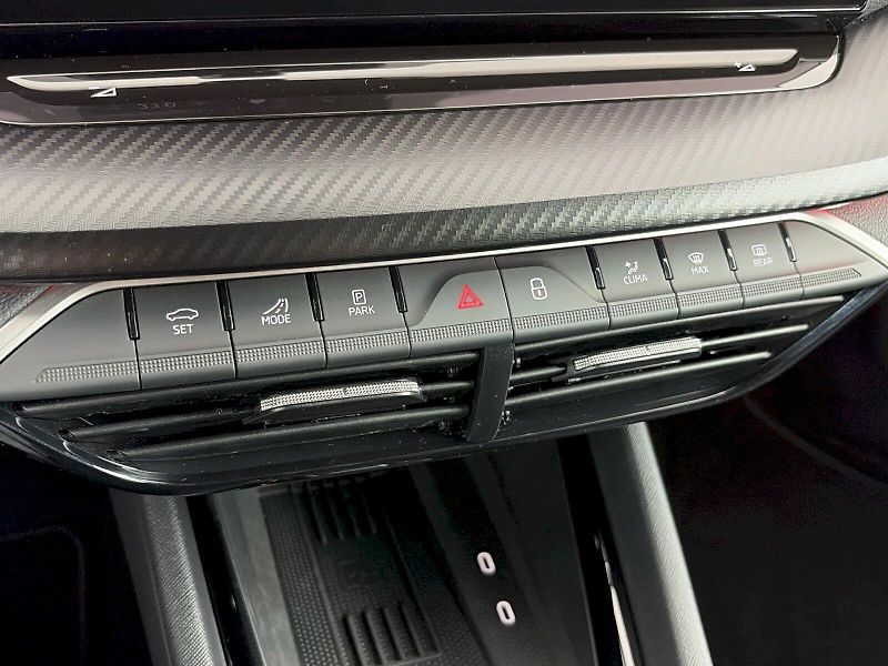 Škoda Octavia (2025) Combi DSG 1.5TSI 110kW SportLi - fotka 20 z 30