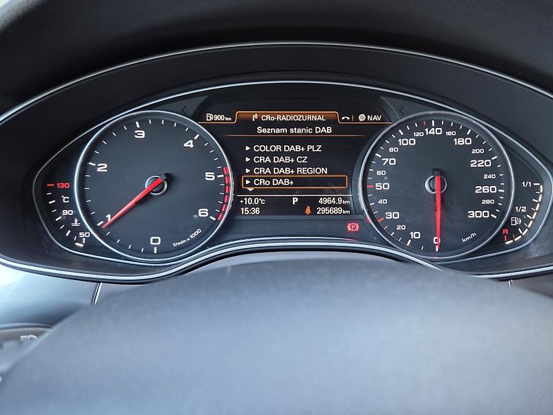 Audi A6 Avant 3,0TDi Quattro S-Line 2maj HUD - fotka 22 z 41