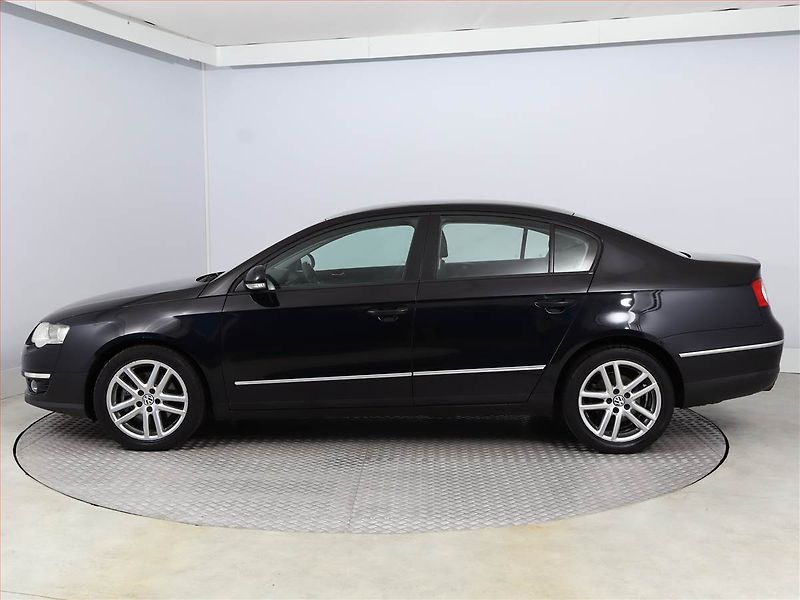 Volkswagen Passat (2009) 1.4 TSI, po STK, udržované - fotka 3 z 11