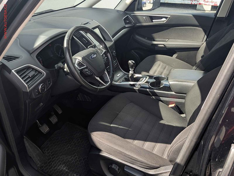 Ford Galaxy (2016) 2.0TDCi, AC, LED, TZ - fotka 9 z 16