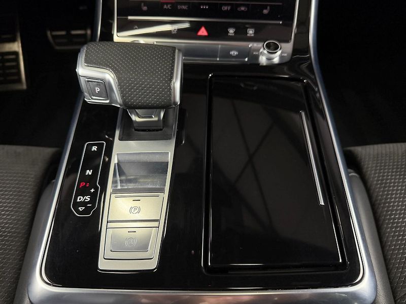 Audi Q7 50 TDI QUATTRO S-LINE, PANORAM - fotka 23 z 32