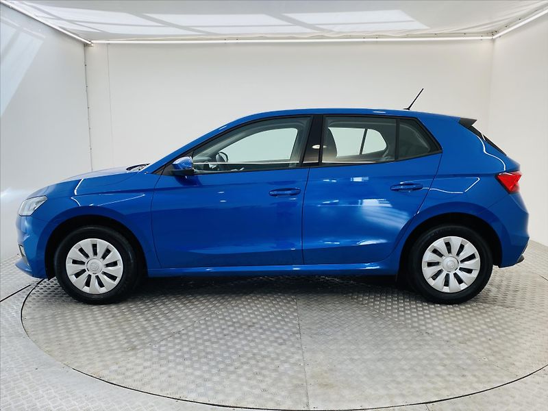 Škoda Fabia 1,0 MPI 59kW Selection - fotka 3 z 28