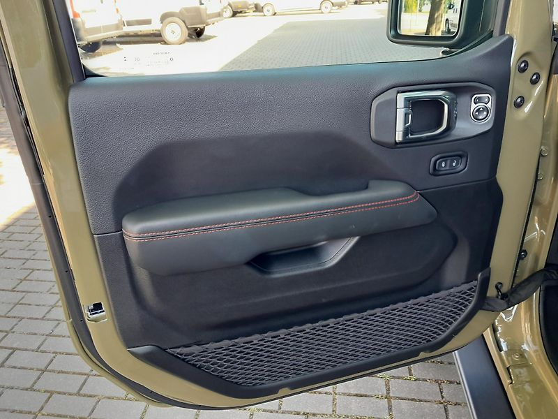 Jeep Wrangler (2026) Unlimited 2,0T  Rubicon ČR - fotka 21 z 41