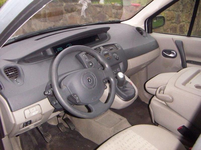 ZKUŠENOSTI UŽIVATELE: Renault Scénic Grand