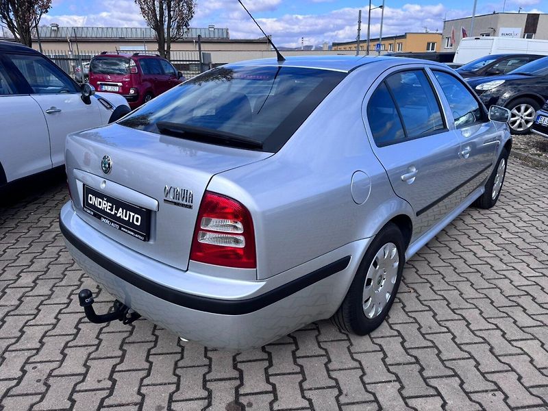 Škoda Octavia (2009) 1,4 16V 55 KW STK 1 MAJ TAŽNÉ - fotka 5 z 50