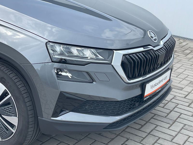 Škoda Karoq (2024) 2.0 TDI / 110 kW DSG 4x4 Top S - fotka 14 z 30
