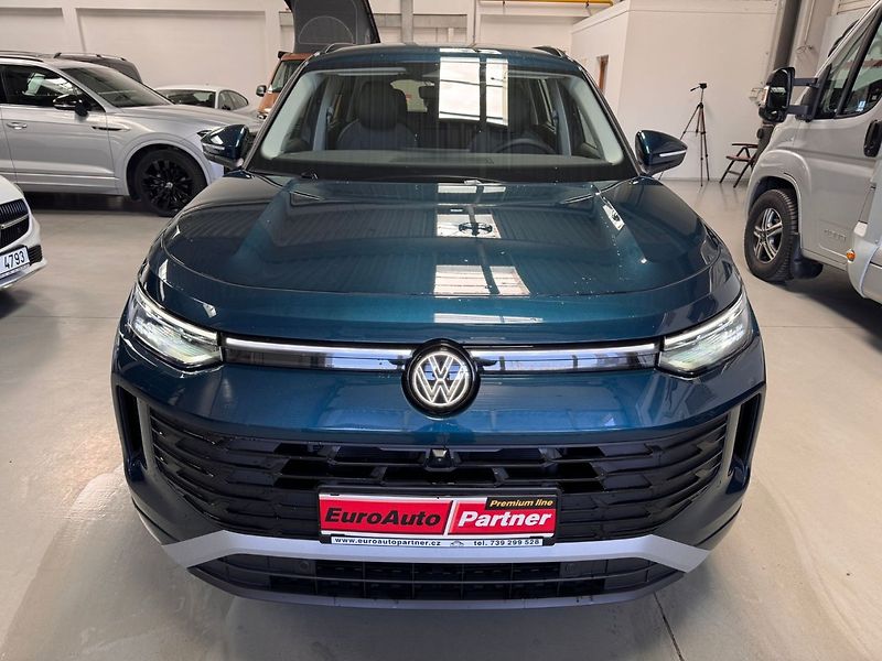 Volkswagen Tayron (2025) 2,0TDI 142kW 4Mot LIFE 7míst - fotka 2 z 27