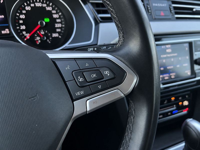 Volkswagen Passat - fotka 27 z 50