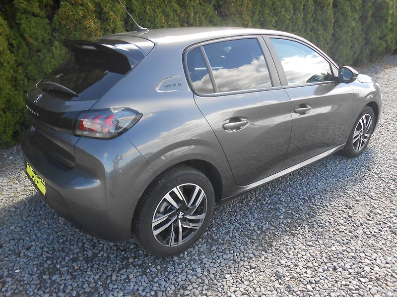 Peugeot 208 FULL LED, AUTOMAT,8 rychlostí - fotka 8 z 35