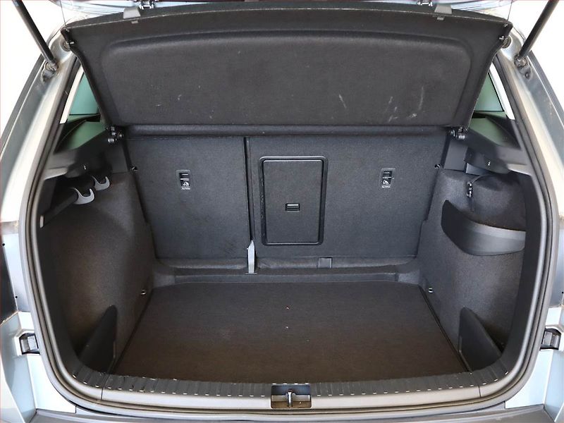 Škoda Karoq (2020) Ambition 1.5 TSI - fotka 11 z 15