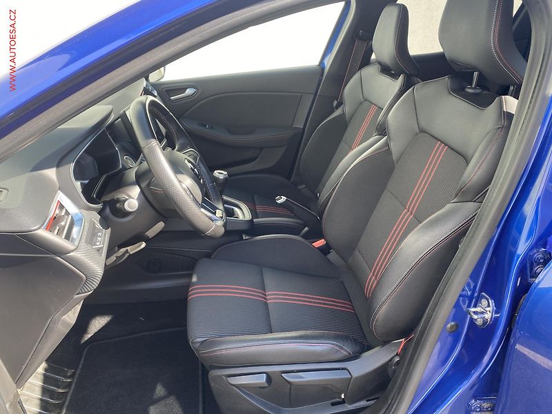 Renault Clio (2020) 1.0 TCe, RS Line, LED, navi - fotka 9 z 18