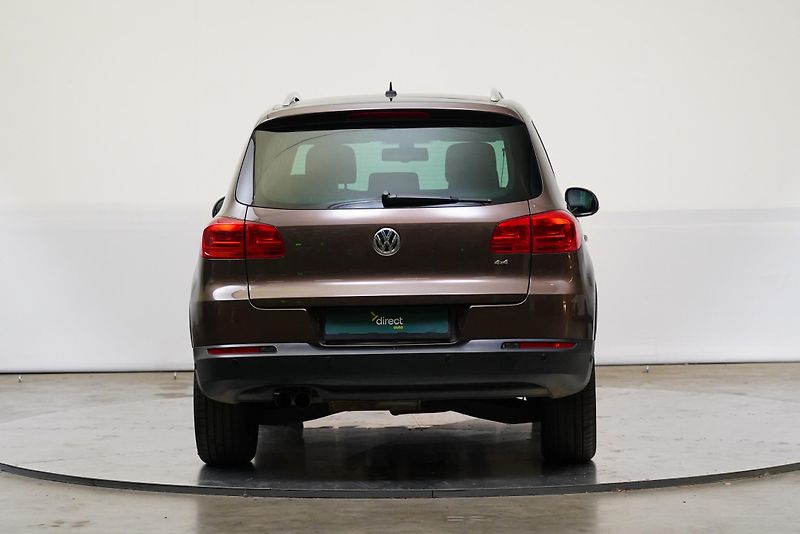 Volkswagen Tiguan - fotka 6 z 25