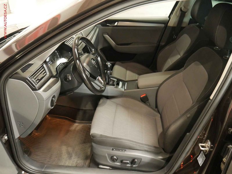 Škoda Superb (2016) 2.0 TDI 4x4, ČR, bixen - fotka 9 z 22