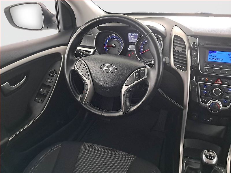 Hyundai i30 (2015) 1.6 GDI, ČR,1.maj, Serv.kniha - fotka 7 z 15
