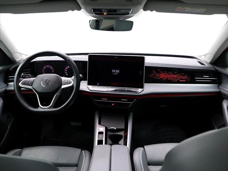 Volkswagen Passat 2,0 TDI 110kW DSG Elegance - fotka 32 z 39