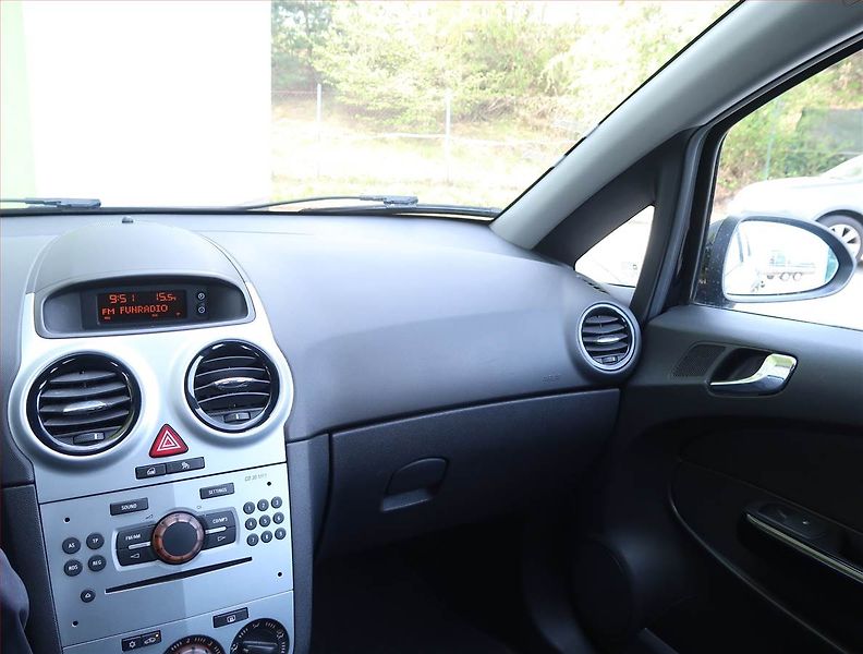 Opel Corsa (2012) 1.2, Serv.kniha, Tempomat - fotka 8 z 16
