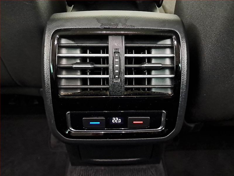 Volkswagen Passat (2014) Comfortline 2.0 TDI, Tempomat - fotka 17 z 17