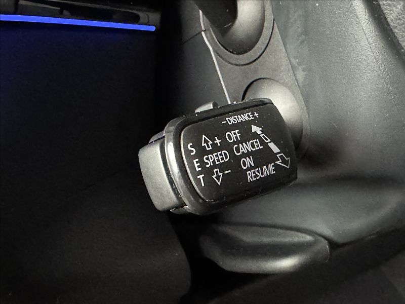 Škoda Karoq 2,0 TDi  DSG Sportline Virtual - fotka 26 z 49