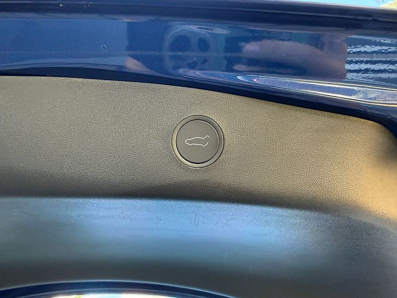 Tesla Model 3 Long Range AWD REZERVACE - fotka 37 z 41