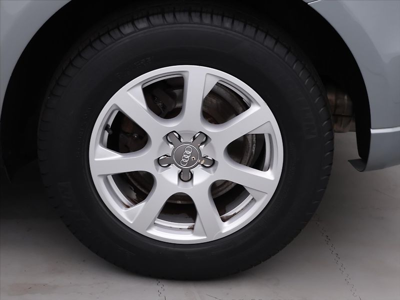 Audi Q5 2,0 TDI 125kW Quattro S-Tronic - fotka 24 z 31