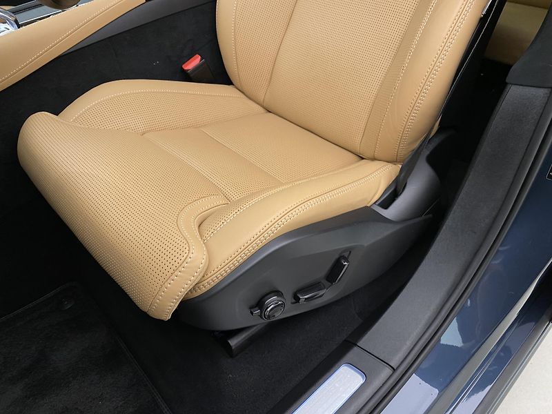 Volvo XC90 B5 AWD BRIGHT ULTRA REZERVACE - fotka 25 z 66