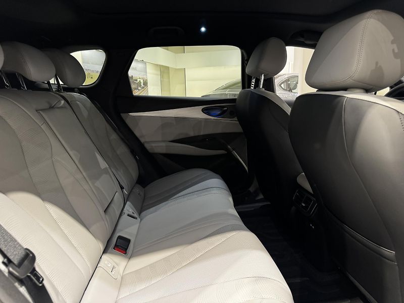 BYD Seal 6 (2025) DM-i Touring Comfort Lite - fotka 6 z 10