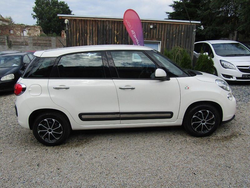 Fiat 500L (2013) 1.6 JTD 77kW - fotka 9 z 43