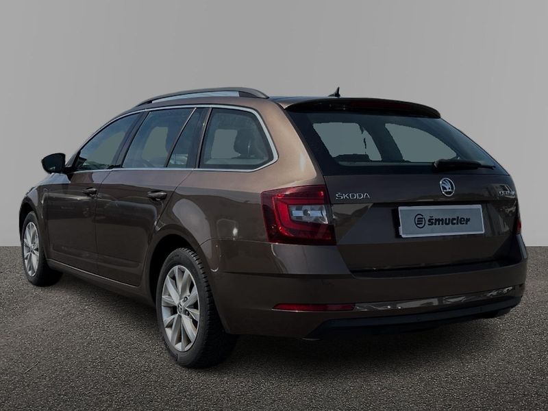 Škoda Octavia DSG Style - fotka 2 z 4